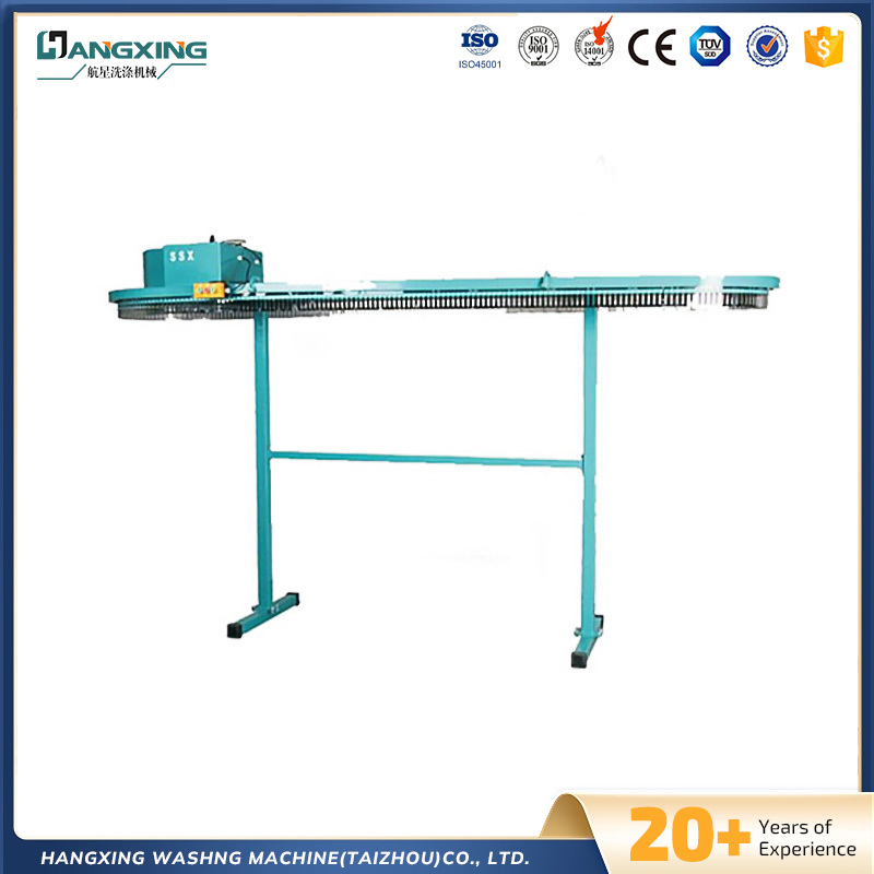 Băng tải quần áo